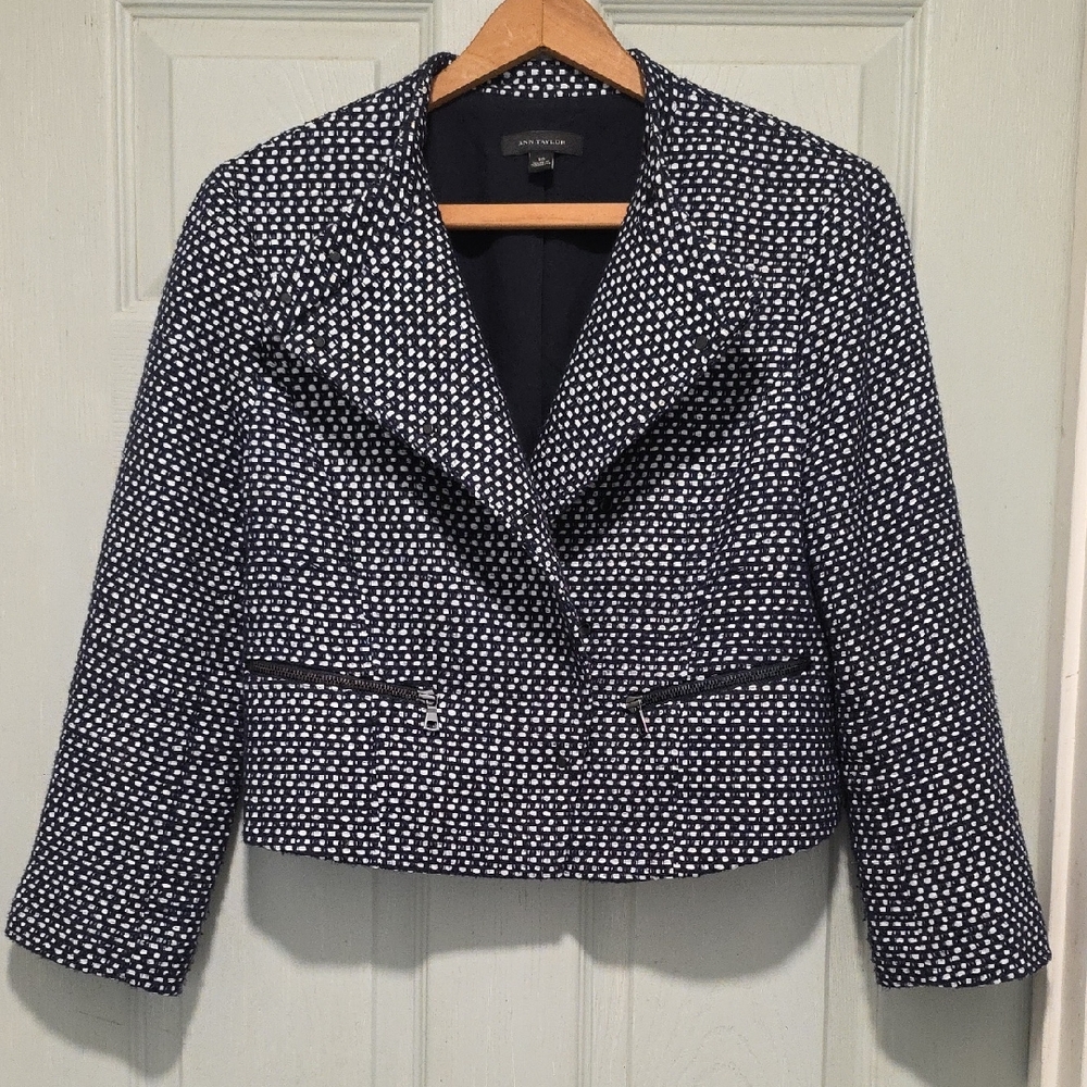 Ann Taylor Navy and White Patterned Blazer